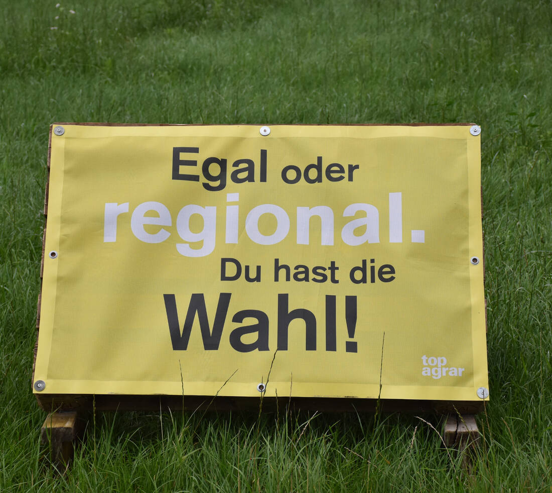 top agrar Feldplakat: "Egal oder regional. Du hast die Wahl!"